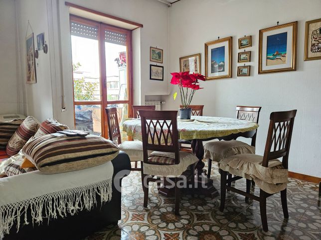 Appartamento in residenziale in Via Filippo de Grenet