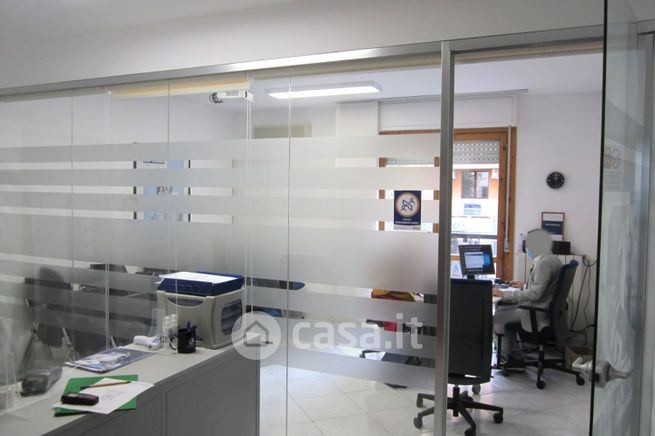Ufficio in commerciale in Via XX Settembre