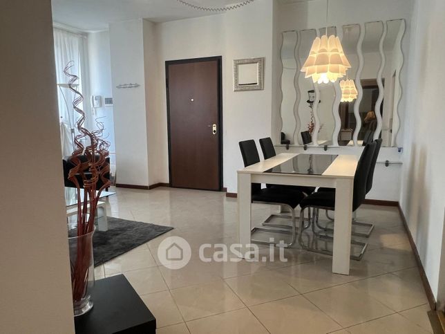 Appartamento in residenziale in Via Felice Orrigoni