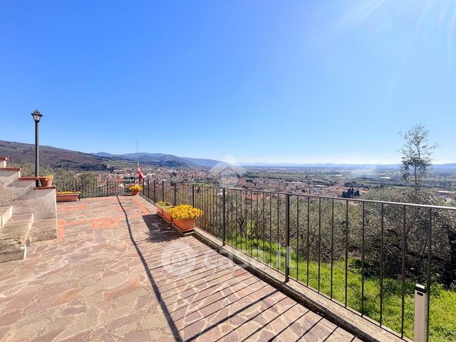 Casa indipendente in residenziale in Via Curtatone e Montanara 30
