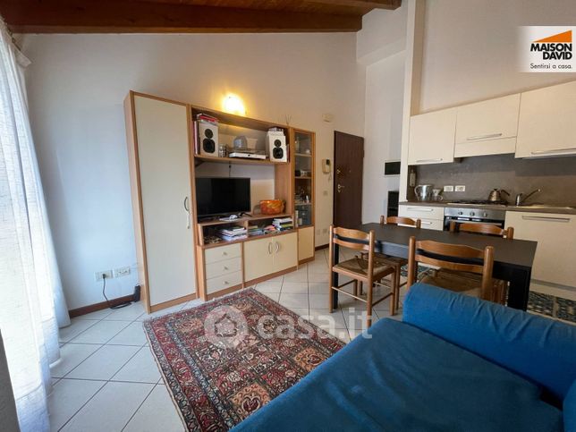 Appartamento in residenziale in Via Ugo Foscolo 2