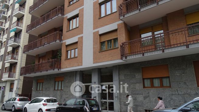 Ufficio in commerciale in Corso Antony 12