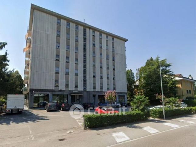 Appartamento in residenziale in Via Valmarana 55