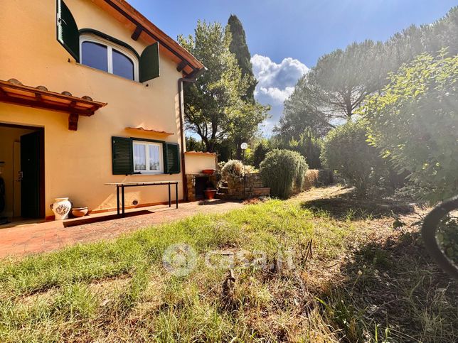 Appartamento in residenziale in Via Volterrana 61/B