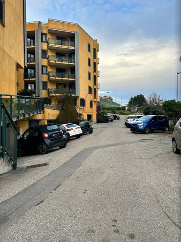 Garage/posto auto in residenziale in Traversa Barlaam da Seminara 9