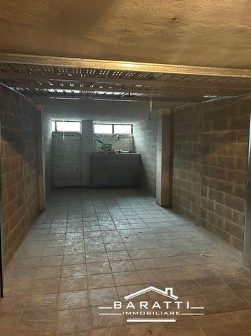 Box/posto auto in residenziale in 