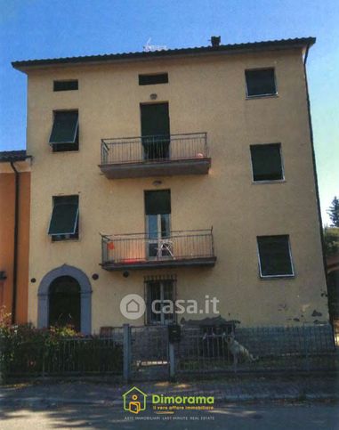 Casa indipendente in residenziale in Via XXV Aprile 38