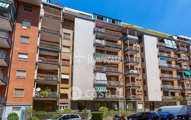 Appartamento in residenziale in Via Gian A. Momo