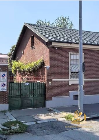 Casa indipendente in residenziale in Via Campiglia 15