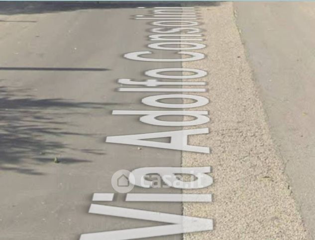 Capannone in commerciale in Via Adolfo Consolini