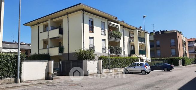 Appartamento in residenziale in Via Filippo Meda 12