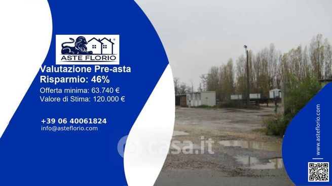 Terreno agricolo in commerciale in Via San Saluto 28