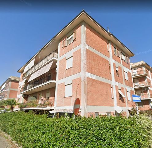 Appartamento in residenziale in Via PINELLI 4