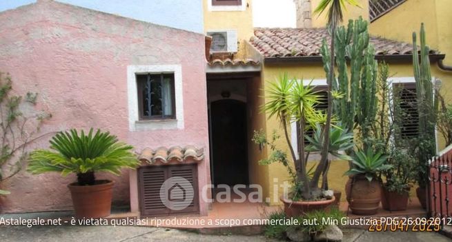 Casa indipendente in residenziale in Via Guglielmo Oberdan
