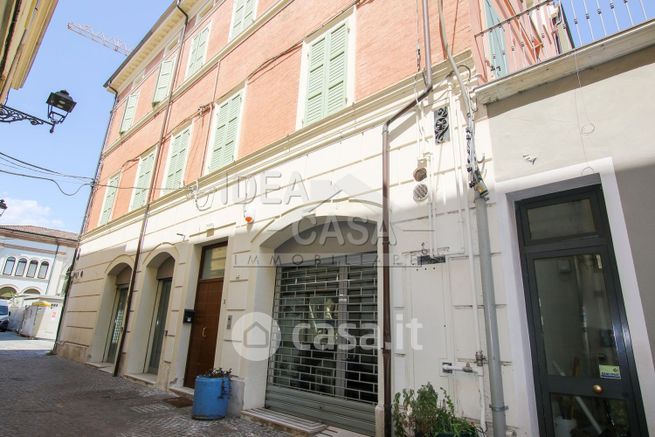 Ufficio in commerciale in Via Castelfidardo 3