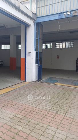 Capannone in commerciale in Strada della Pronda 81
