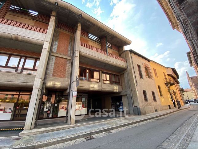 Appartamento in residenziale in Via Giovanni de Maria 6