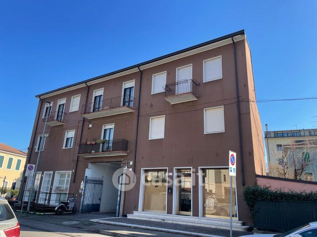Appartamento in residenziale in Via Zeila 4
