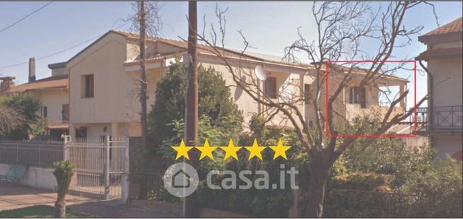 Appartamento in residenziale in Via Villaspeciosa