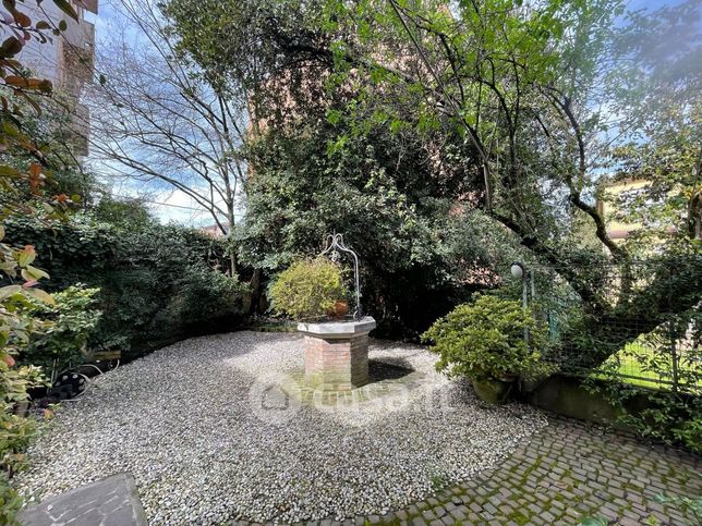Villa in residenziale in 
