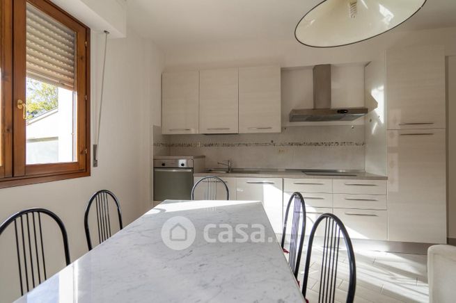 Appartamento in residenziale in Via delle Olimpiadi 17