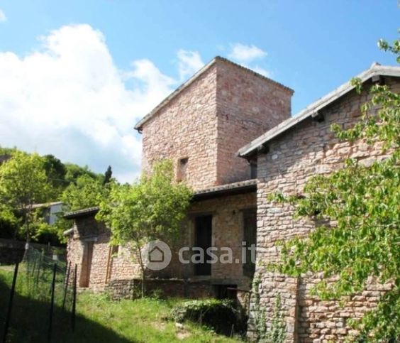 Rustico/casale in residenziale in 