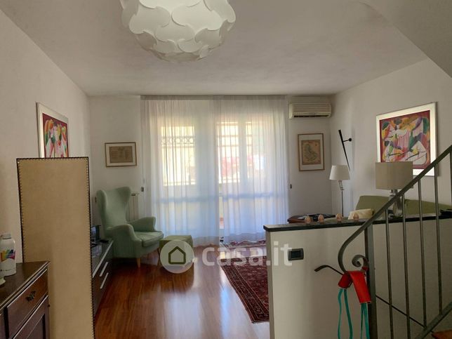 Villa in residenziale in Via Oberdan Chiesa