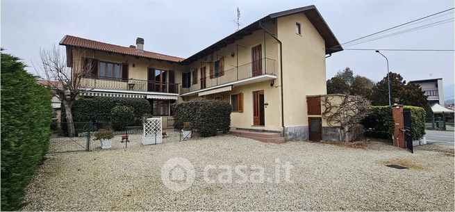 Casa indipendente in residenziale in Via Provinciale 80