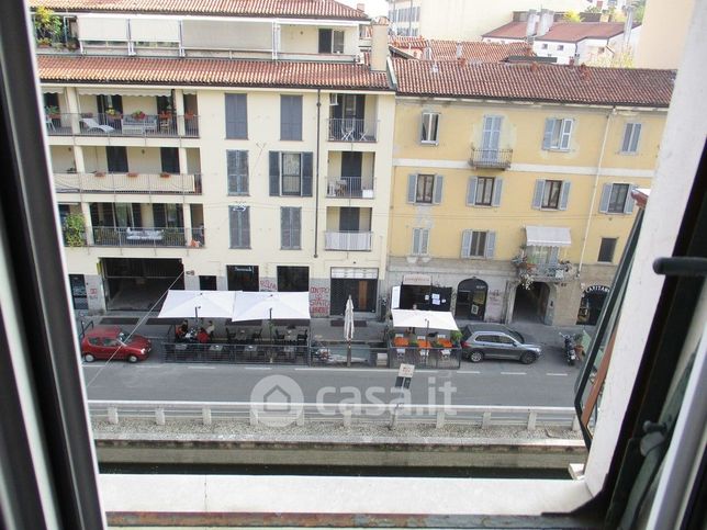 Appartamento in residenziale in Alzaia Naviglio Pavese 22