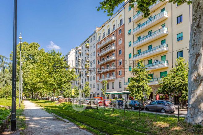 Ufficio in commerciale in Viale Vittorio Veneto