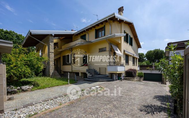 Appartamento in residenziale in Via Pietro Mascagni 4