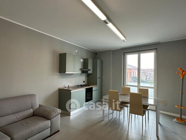 Appartamento in residenziale in Via Circonvallazione 26