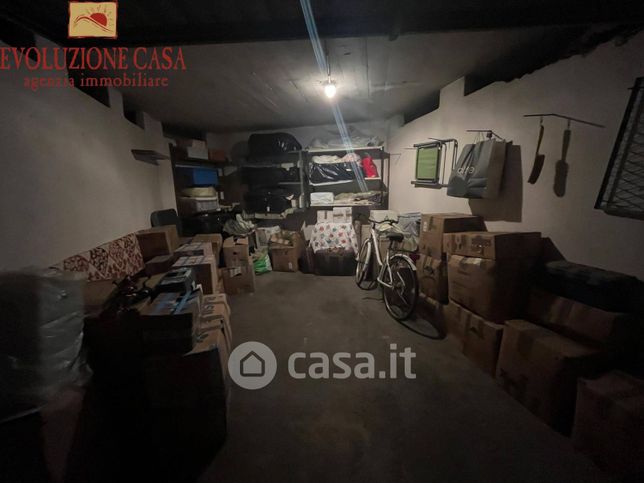 Box/posto auto in residenziale in Viale San Marco 38