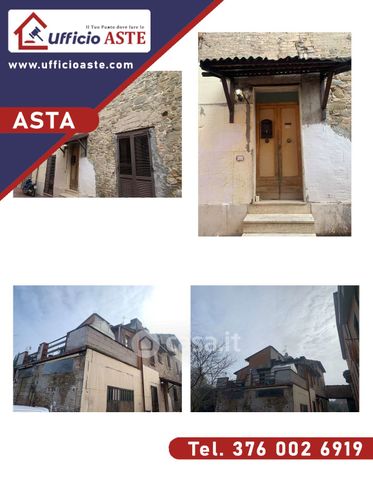 Appartamento in residenziale in Via Santa Lucia 11