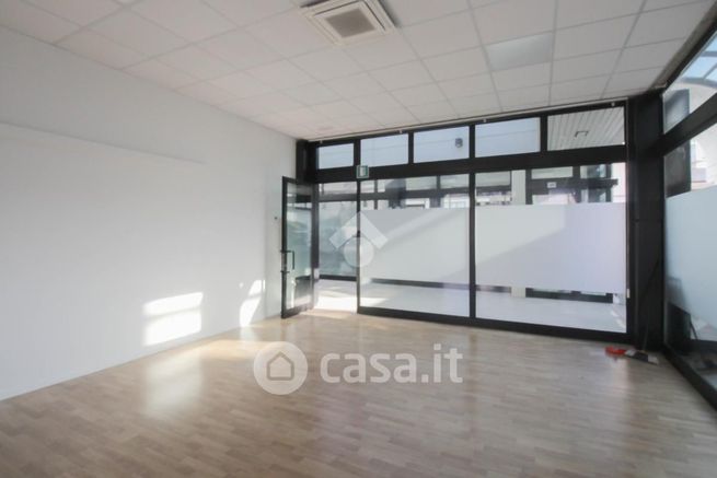 Ufficio in commerciale in Viale XX Settembre