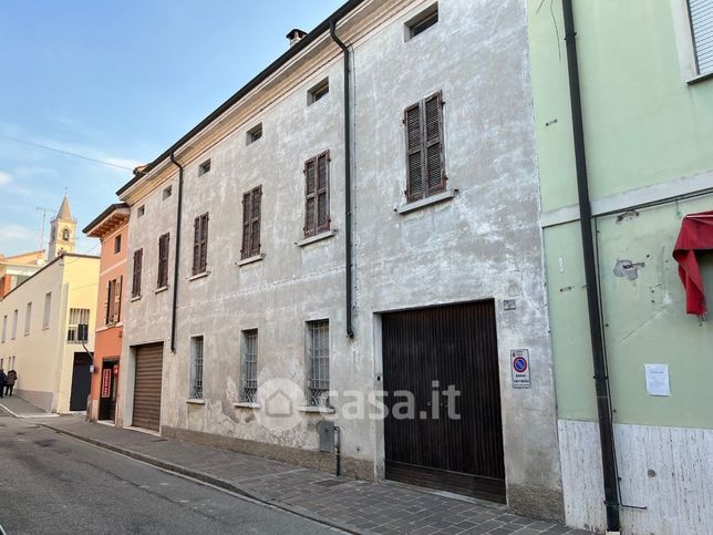 Casa indipendente in residenziale in Via Nazario Sauro