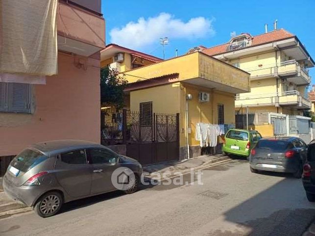 Appartamento in residenziale in Via Vincenzo Monti 5