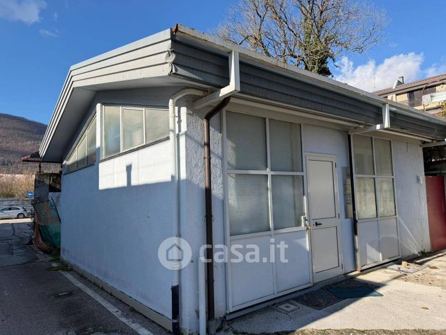 Ufficio in commerciale in Via Nazionale