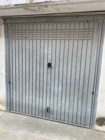 Garage/posto auto in residenziale in Via Trento 59