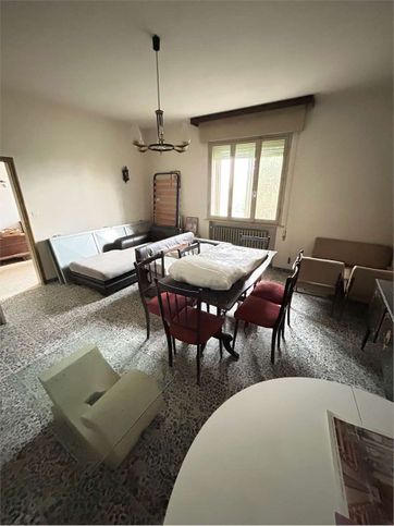 Casa indipendente in residenziale in Via Santerno