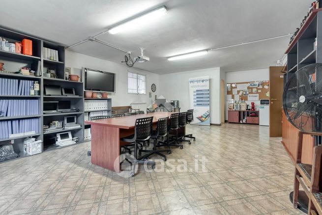 Ufficio in commerciale in Via Francesca Edera de Giovanni 25