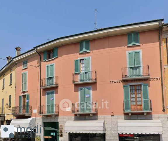 Ufficio in commerciale in Via Giuseppe Mazzini 127