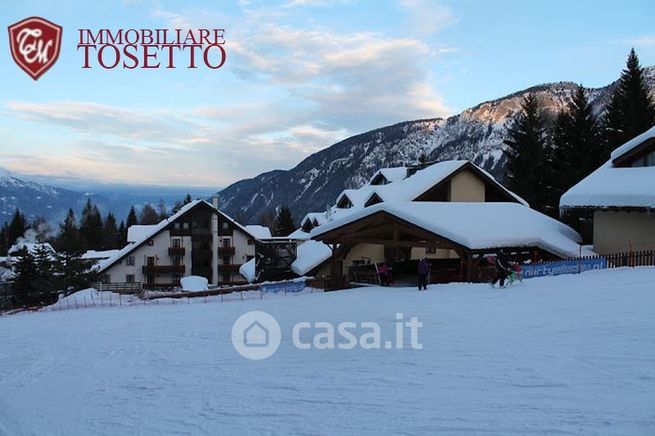 Appartamento in residenziale in Strada dei Monti Alti