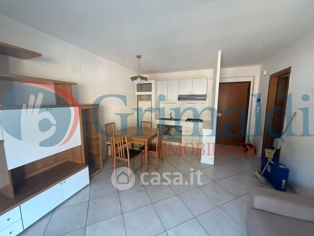 Appartamento in residenziale in Via Pietro Castelli 9