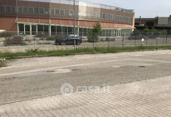 Box/posto auto in residenziale in Via della Miniera
