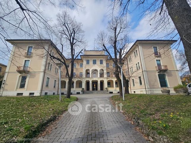 Appartamento in residenziale in Viale Giacomo Matteotti 49