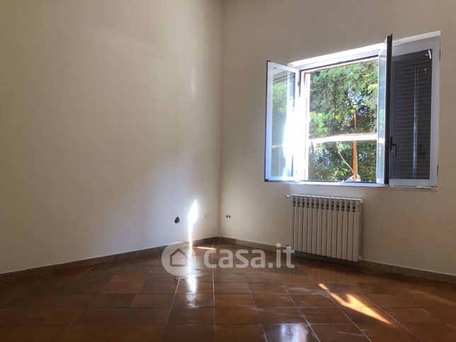 Appartamento in residenziale in Via Eleuterio Ruggiero