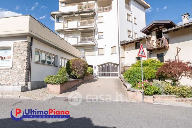 Ufficio in commerciale in