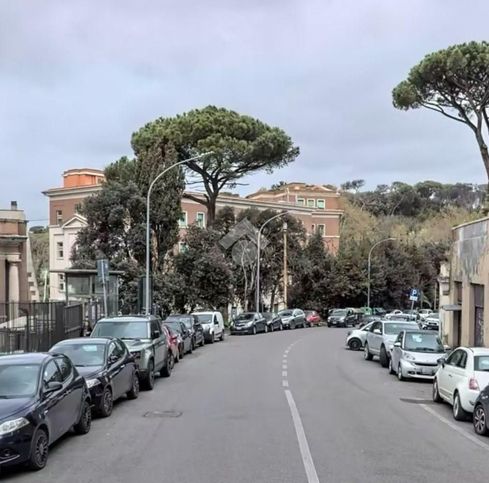 Box/posto auto in residenziale in Via Francesco Denza