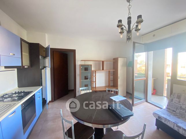 Appartamento in residenziale in Via Gualtiero Cattani 10